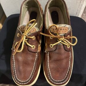 Sperry Top Sider Boat shoe. Brown with Tiger print accents.